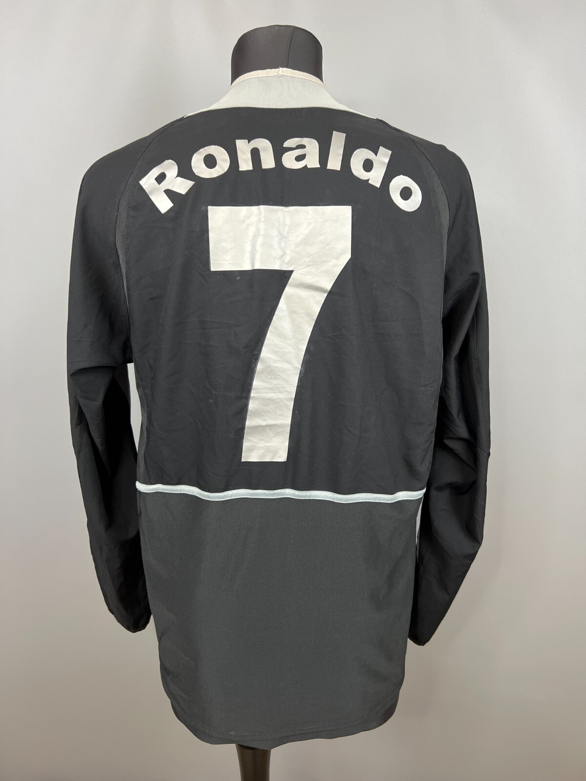 MANCHESTER UNITED 2002 2004 RONALDO SHIRT FOOTBALL SOCCER MANCHESTER UNITED 2002 2004 RONALDO SHIRT FOOTBALL SOCCER