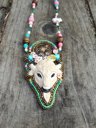 Beaded Embroidery Takanta White Buffalo Necklace by Spijckerhard