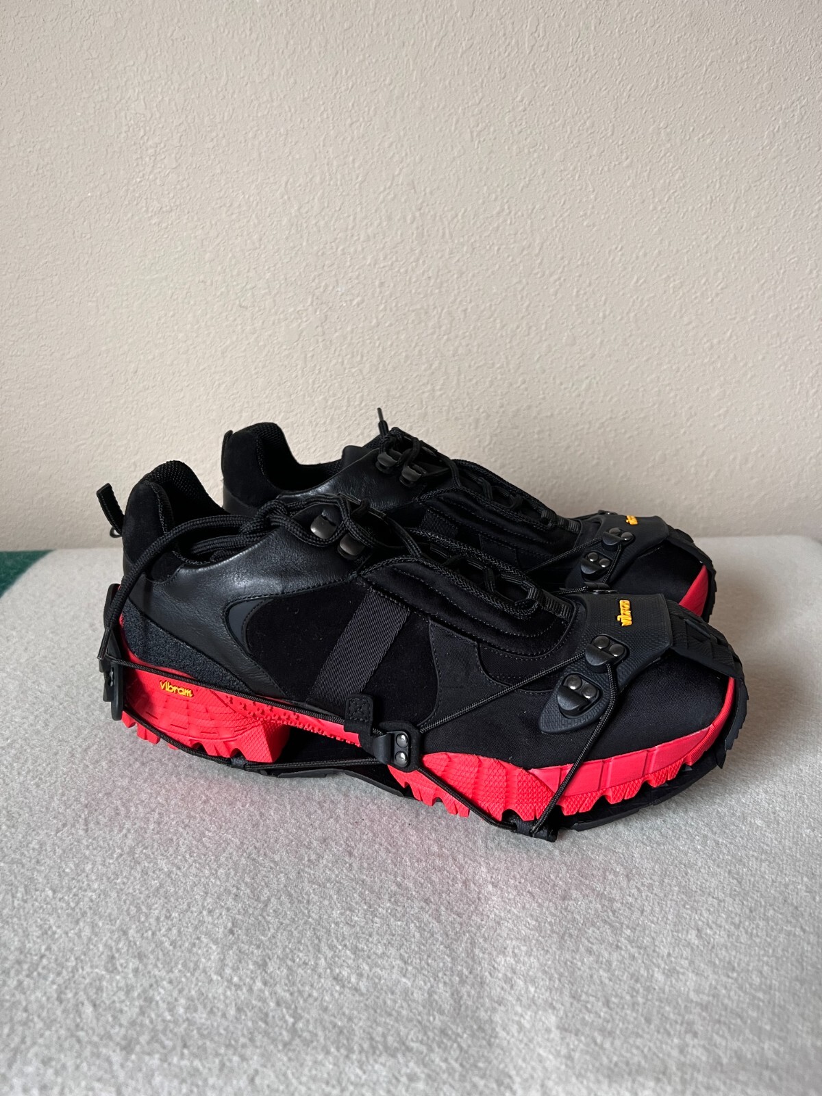1017 Alyx 9SM Low Hiking Boot with Vibram Sole - Size 42 1017 Alyx 9SM Low Hiking Boot with Vibram Sole - Size 42