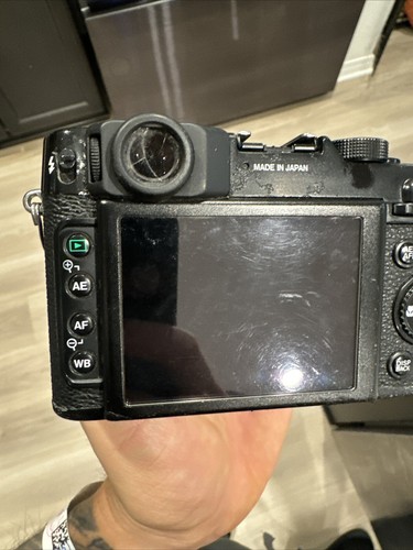 FUJIFILM Digital Camera X10 F FX-X10 12 Megapixel Optical