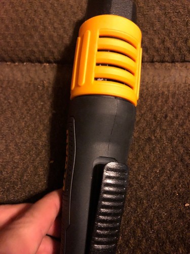 DEWALT DWMT70776L 3/8-Inch Square Drive Air Ratchet