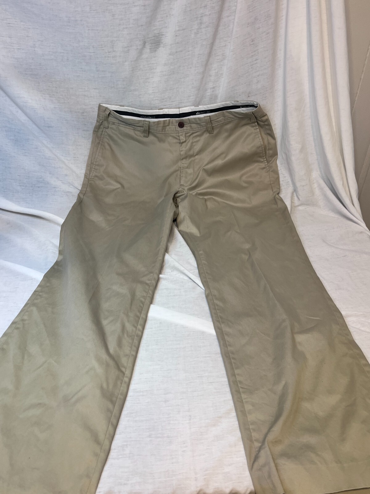 Eddie Bauer Pants Mens 36x32 Khaki Beige Chino Casual Outdoor Baggy Loose Leg Eddie Bauer Pants Mens 36x32 Khaki Beige Chino Casual Outdoor Baggy Loose Leg