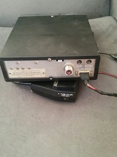 Vintage Robyn Portable Transceiver Model SB-505D 5 Watt. Clar-o-mic