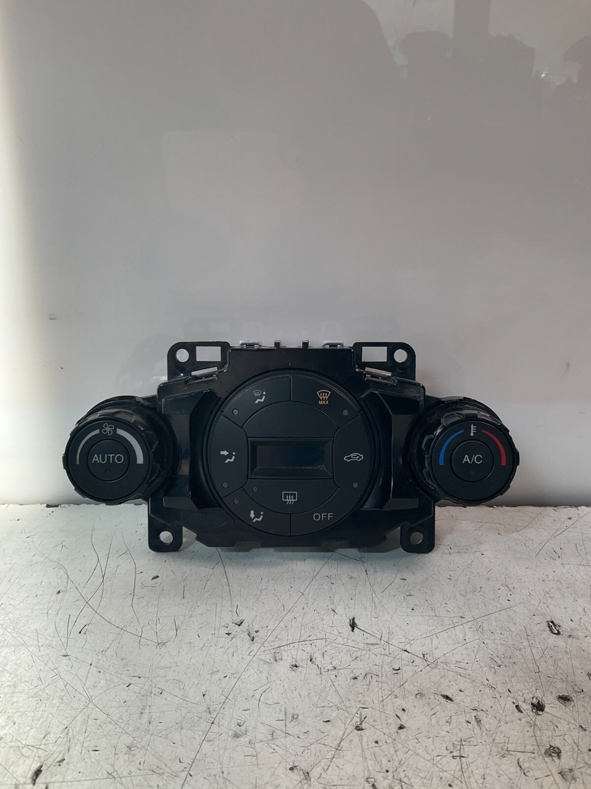 Centralina comando clima automatico FORD FIESTA 8A6T18C612 (2009)
