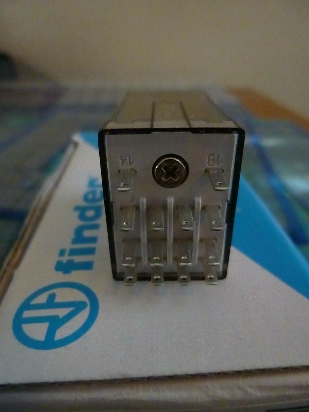 ONE (1) Finder 55.34.9.024.0000 Relay - 7 Amp - 250 Volt AC - 24 VDC  - NEW