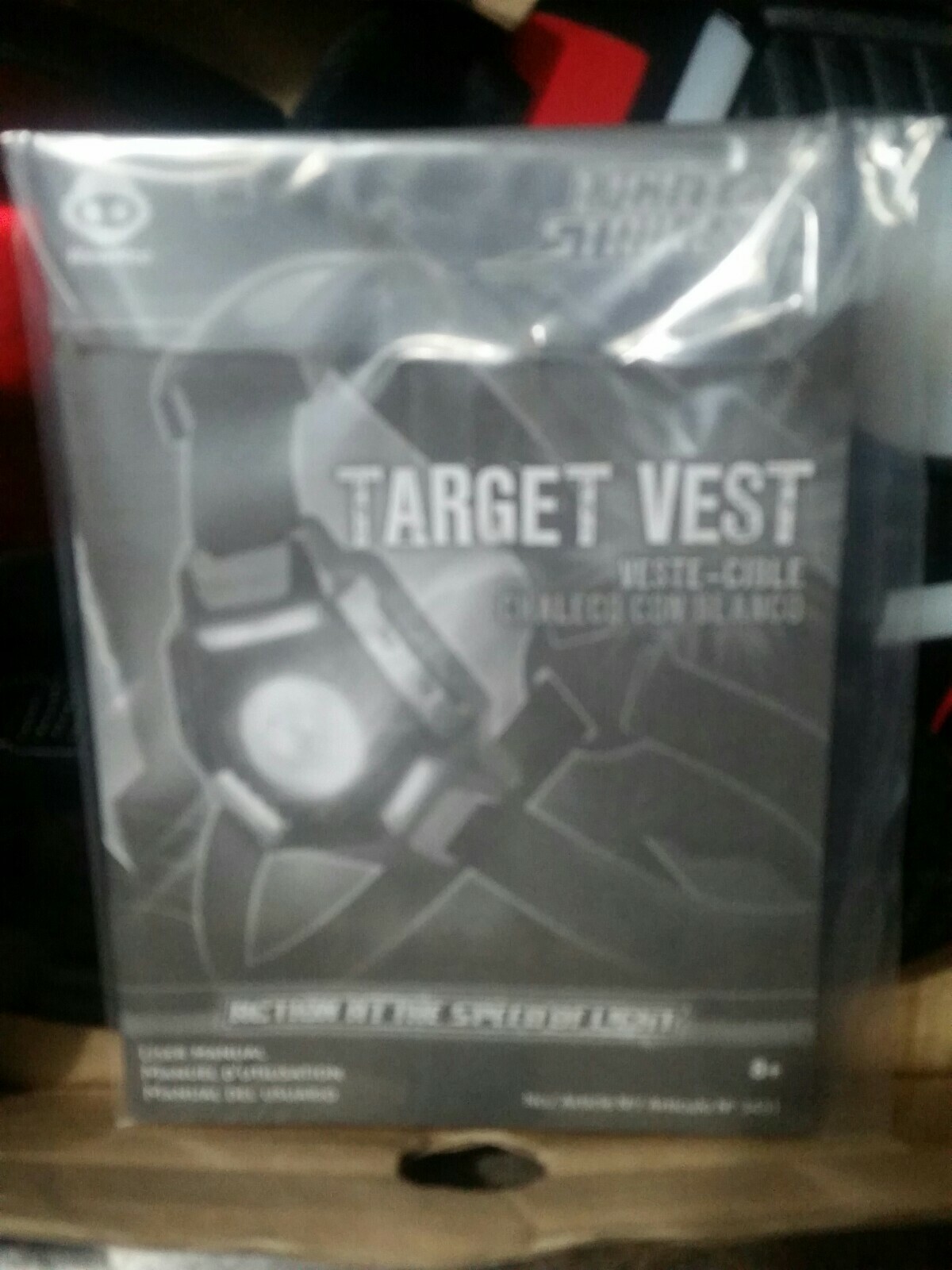 LIGHT STRIKE Tag Game TARGET VEST--WowWee--Health monitor; Friend/Foe Strike ID