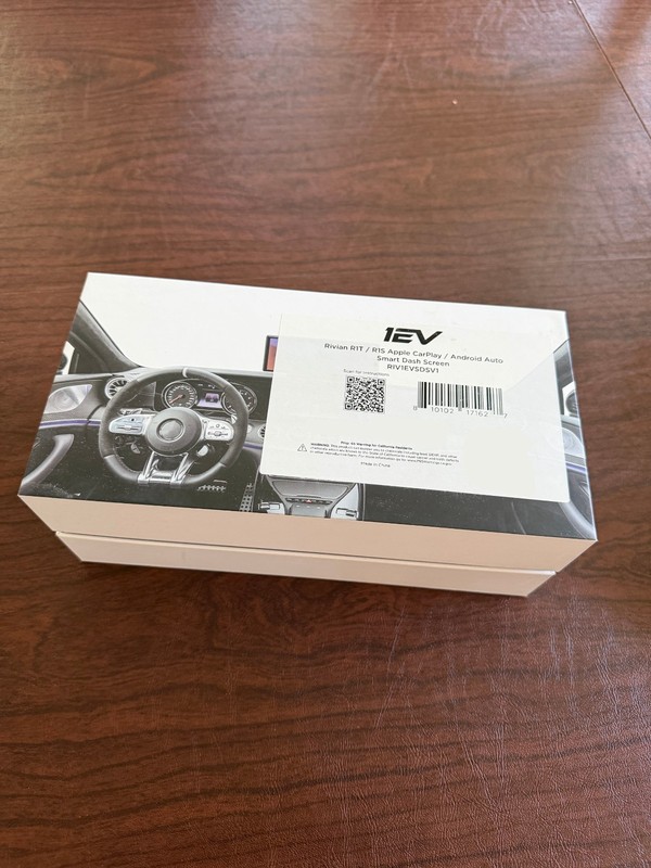 Apple CarPlay / Android Auto Smart Dash Screen for Rivian