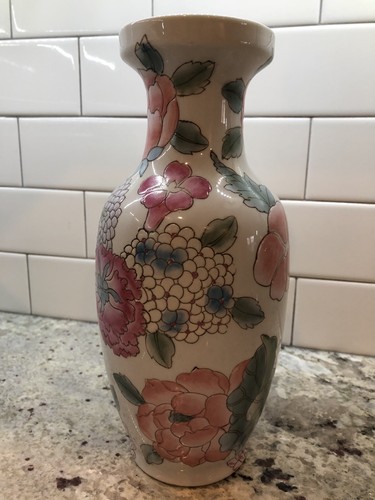 Vtg Chinese Porcelain Pink Green Blue Peach Floral White Flower Vase 10.5