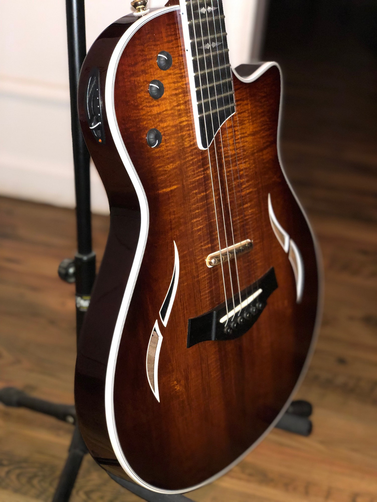 Taylor T5Z Custom Koa Shaded Edgeburst