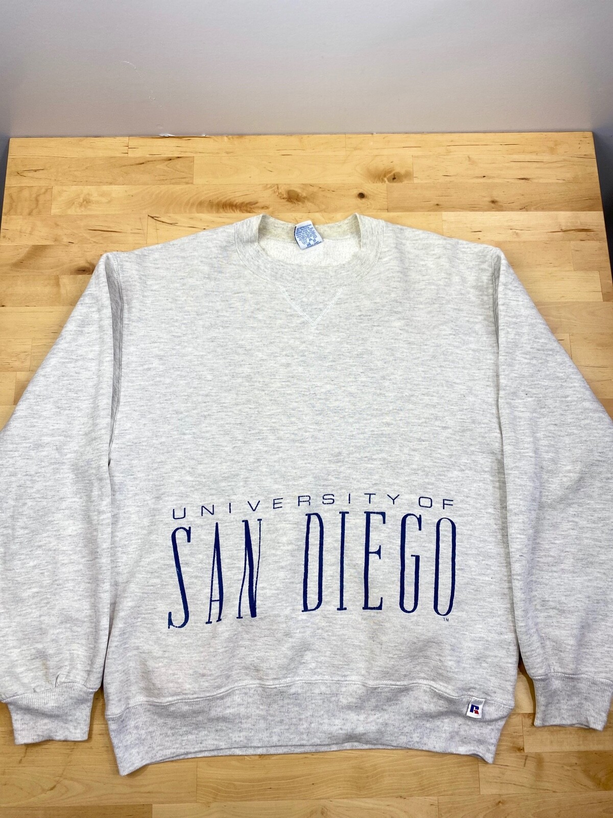 Vintage 90s Russell Athletic USD San Diego Sweatshirt M Vintage 90s Russell Athletic USD San Diego Sweatshirt M
