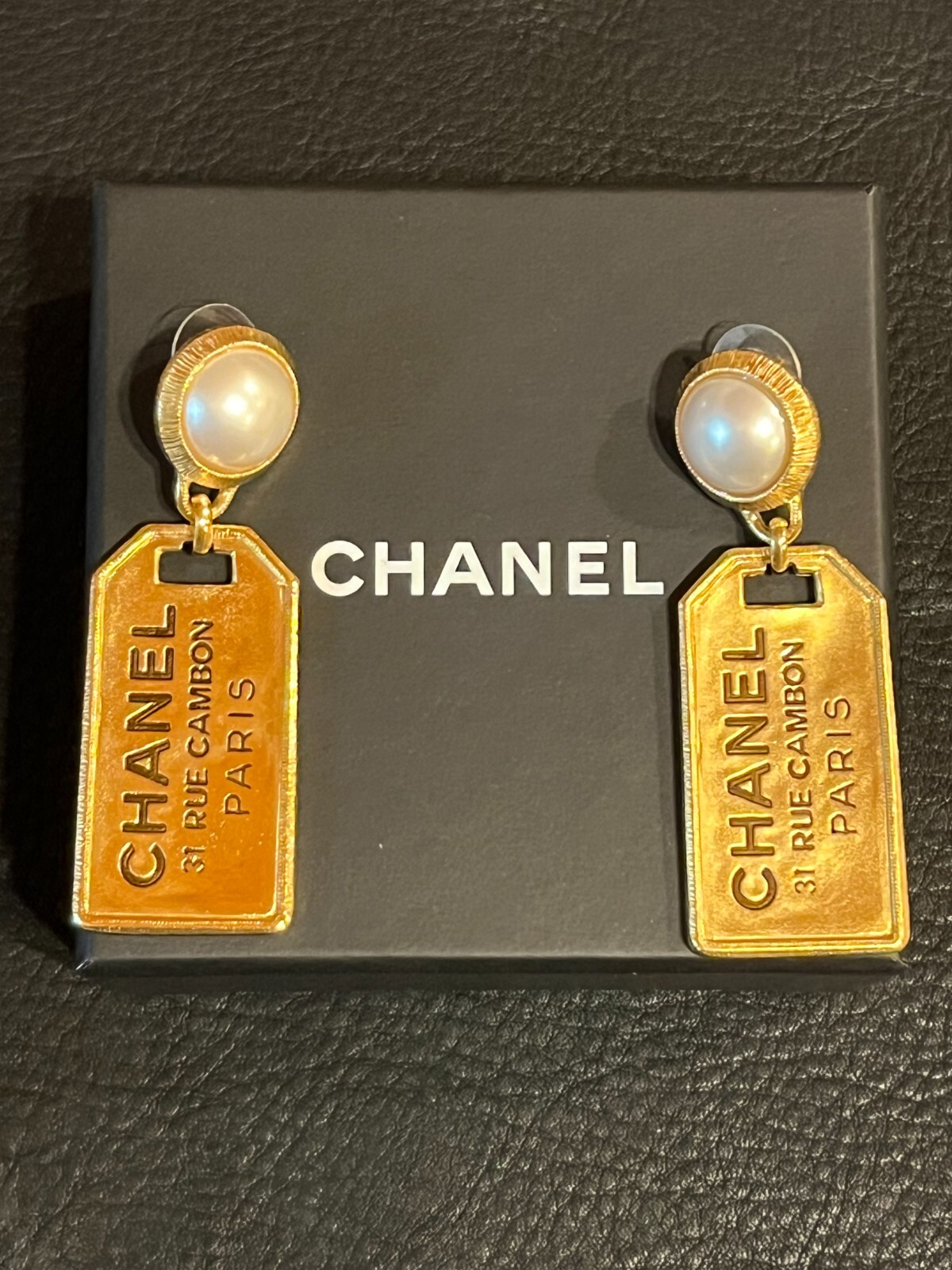 CHANEL Earrings AUTH Coco CC Logo Mark GOLD Vintage 31 RUE CHANEL Earrings AUTH Coco CC Logo Mark GOLD Vintage 31 RUE