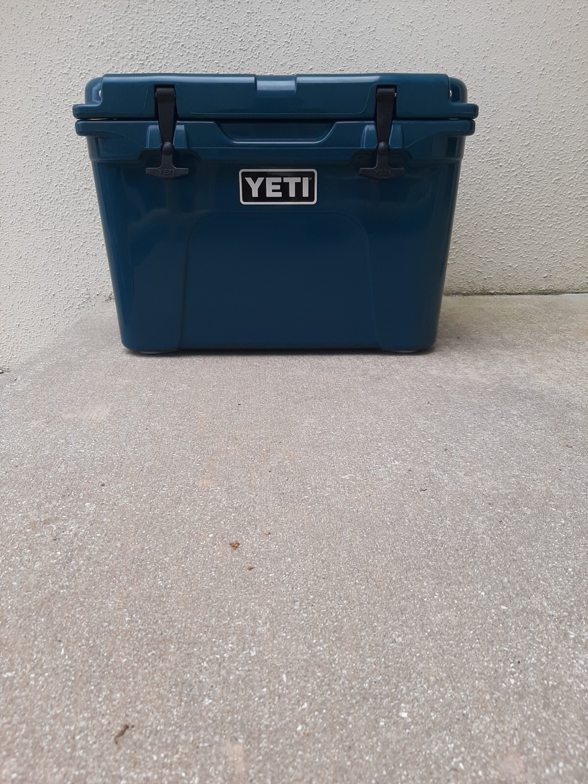 1点限り【新品未使用品】 YETI Tundra 35 チャコール Tundra® 35 Cool Box – YETI EUROPE