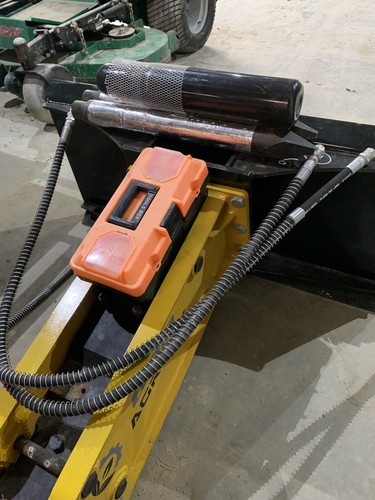 Agrotk 680 hydraulic Hammer  Skid steer concrete breaker 1 BIT New Bobcat Cat