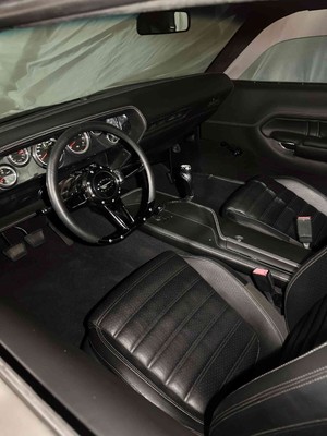 image 3 of interior