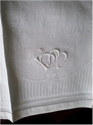 Gorgeous Vintage Linen Damask Towels Embroidered Monogram Set of 5