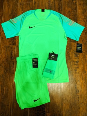 nike gardien goalkeeper kit 2018