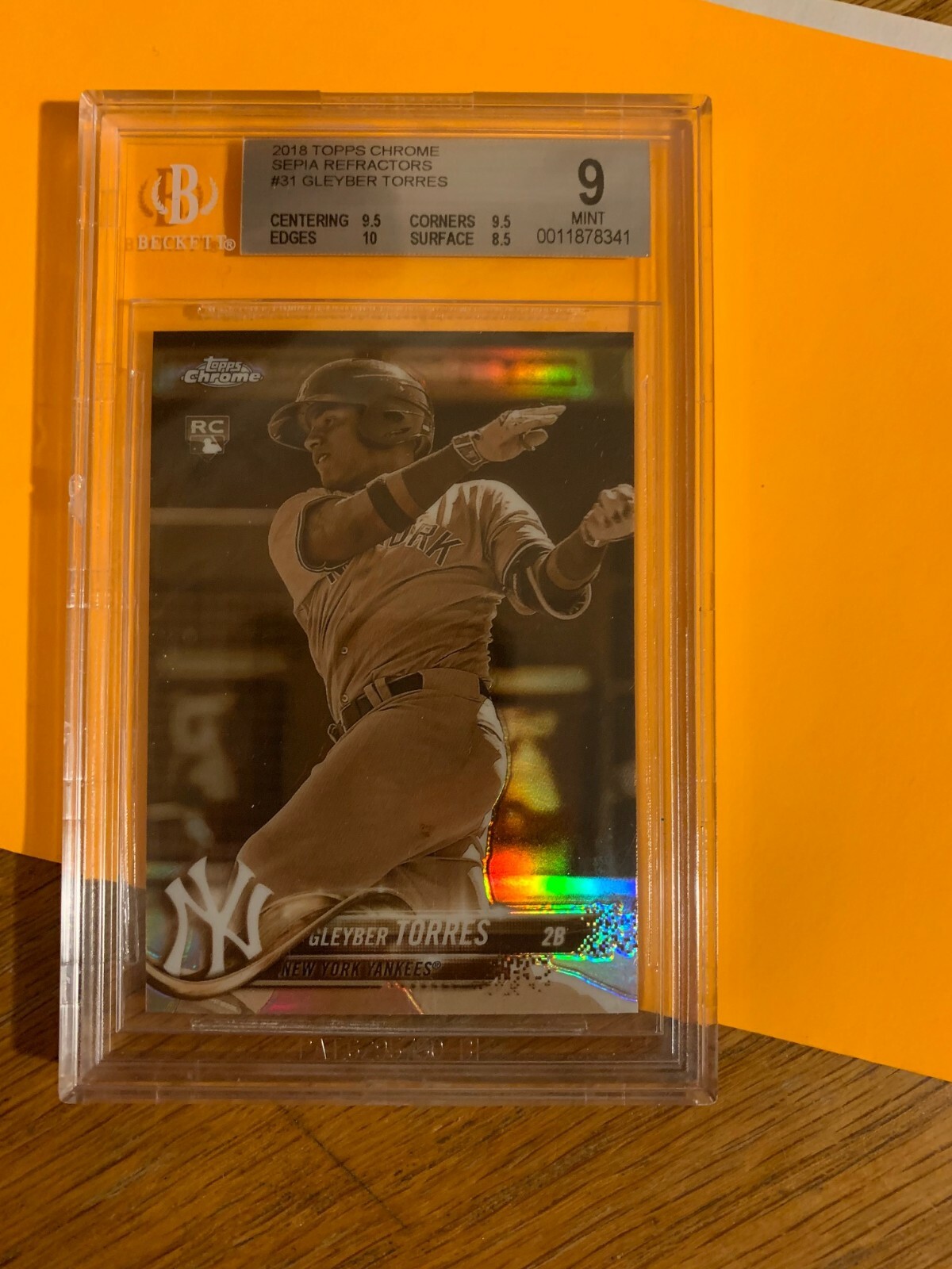 2018 TOPPS CHROME GLEYBER TORRES SEPIA REFRACTOR BGS 9 MINT ~ #31