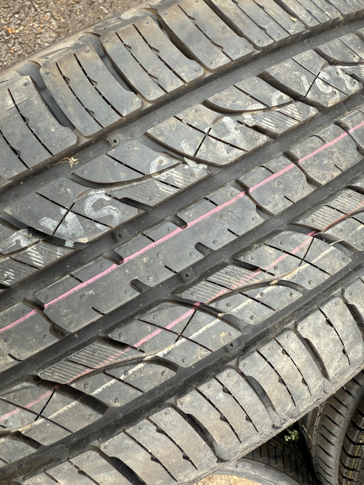 New 235 55 19 Kumho, Crugen Premium, 101H, x1 Tyre (F1_tyres) YD148