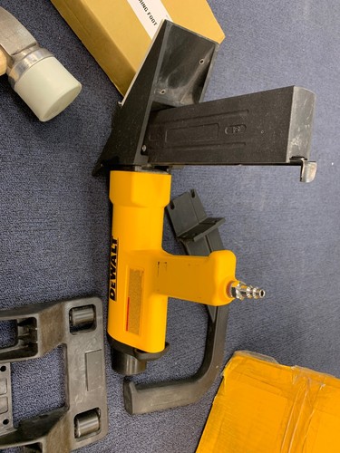 DEWALT 15.5 GA HARDWOOD FLOORING STAPLER DWMIIIFS