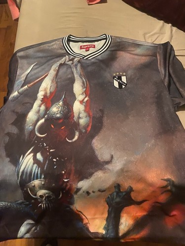 ウェア Supreme Frazetta Soccer Jersey Death Supreme Frazetta Soccer Jersey Death Dealer Size: XL | eBay
