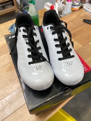 mens cycling shoes size 10