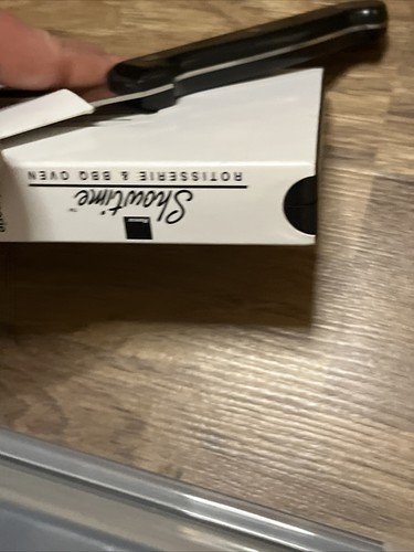 Ronco Showtime Model 4000 Full Size Rotisserie BBQ Oven White w/ Accessories