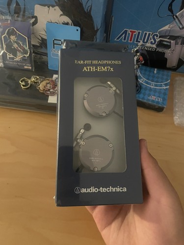 Audio-Technica ATH-EM7 X GOLD RARE Persona 3 Protagonist Audio-Technica ATH-EM7 X GOLD RARE Persona 3 Protagonist