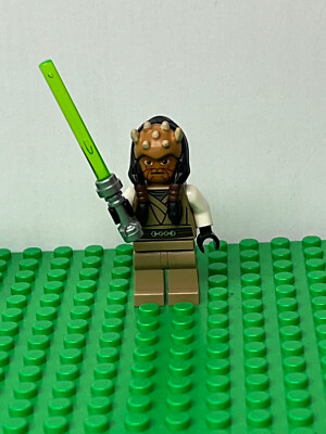 LEGO Star Wars Eeth Koth Minifigure 7964 Lightsaber