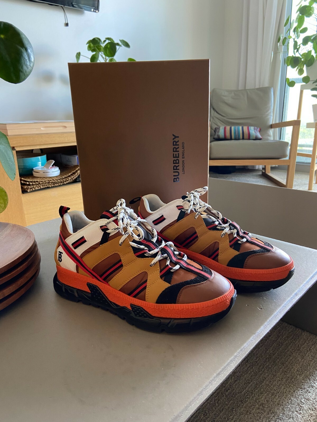 Burberry men sneakers UNION ORANGE 9.5/10 | eBay Burberry men sneakers UNION ORANGE 9.5/10 | eBay