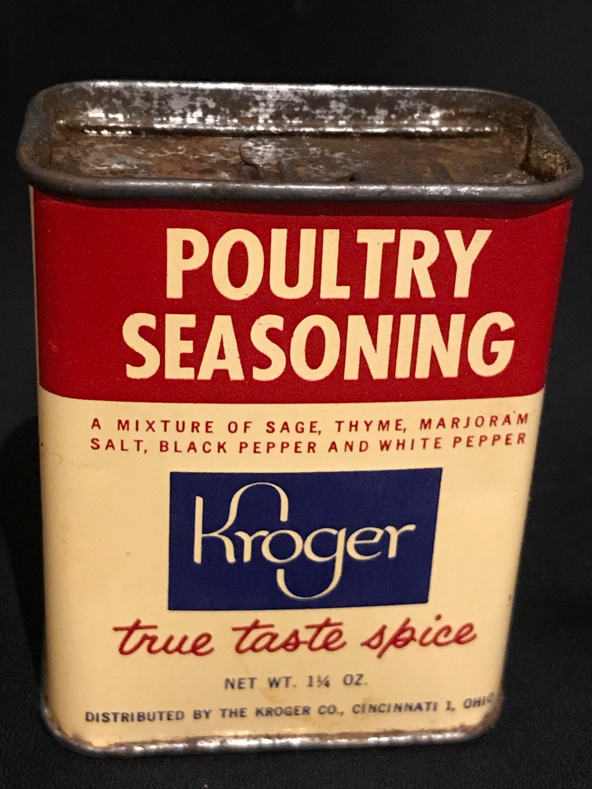Vintage Kroger POULTRY SEASONING 1 1/4 oz spice tin, Great graphics & Colors