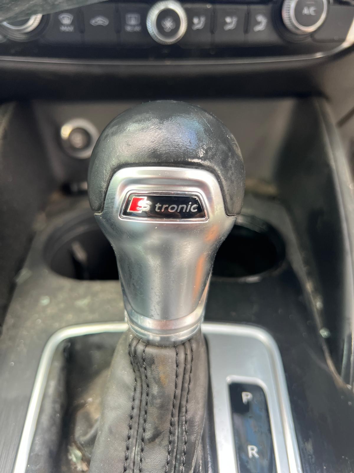 AUDI A3 8V 03/2013-10/2020 TAILGATE STRUT PAIR - thumbnail 9