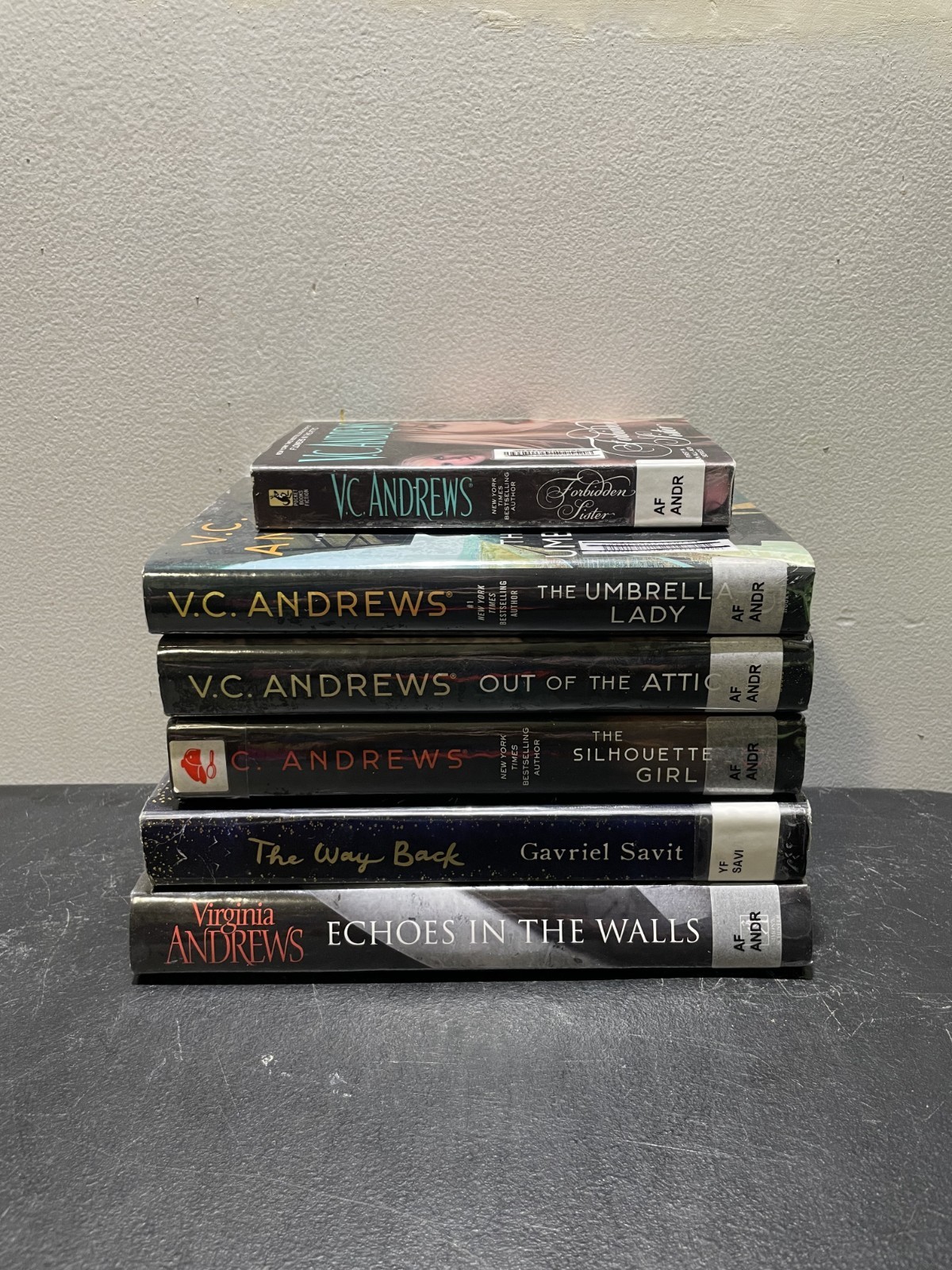 V.C. Andrews Hard and Soft Covers x6 Book Bundle