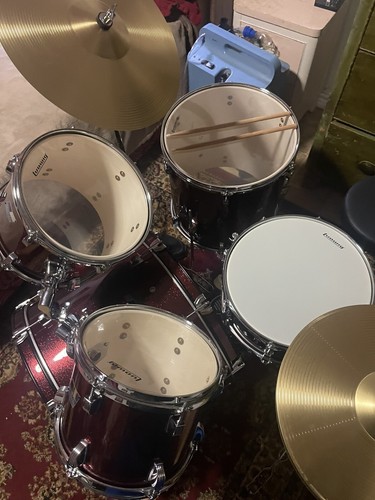Ludwig Backbeat Complete 5-Piece Drum Set w/Hardware