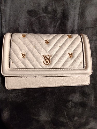 Victoria's Secret Wallet (NWT/Newer Style/Rare) | eBay