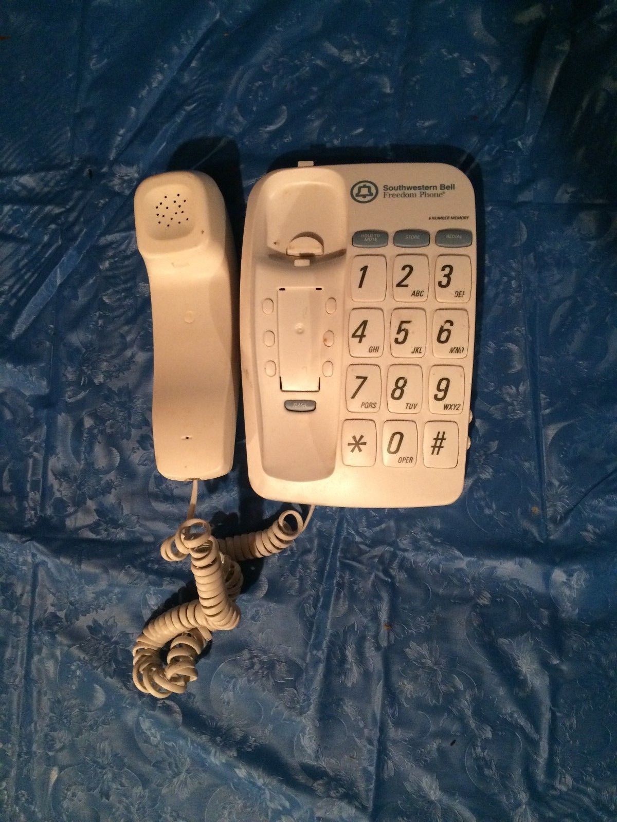 Freedom Phone from Southwestern Bell- Large Print numbers and letters