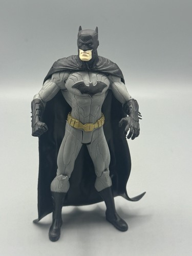 DC BATMAN 限定版 DC Multiverse Comics 7 Inch Action Figure Hush - Batman