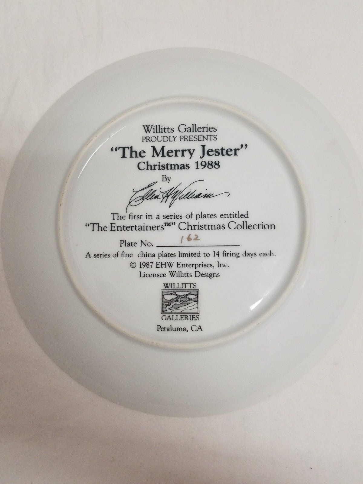 Willitts Galleries The Merry Jester Christmas 1988 Fine China Collector's Plate