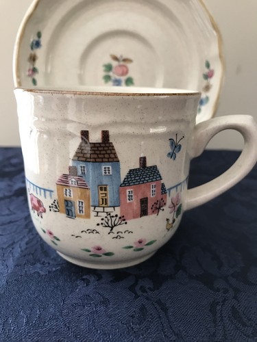International HEARTLAND Flat Cup And Saucer Set  Sy-7774 Farm Scene