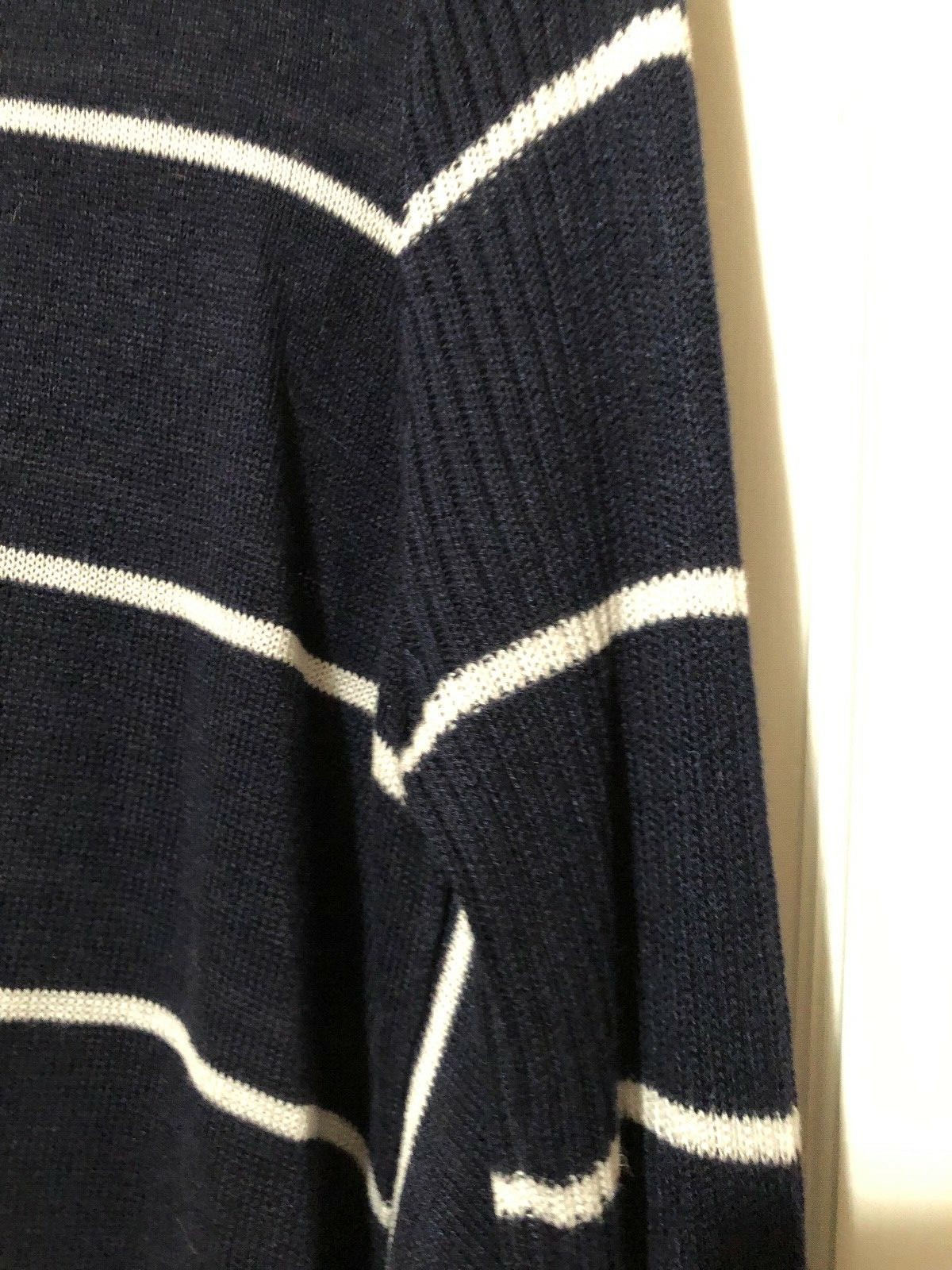 Willow & Clay Stripe V-Neck Sweater Side Shark Hem Blue & White S MSRP $88 NWT