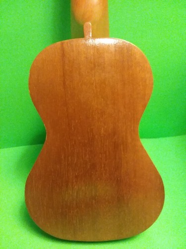 Harmony Ukelele, vintage Green Label Uke, Chicago U.S.A pat.# 627,412