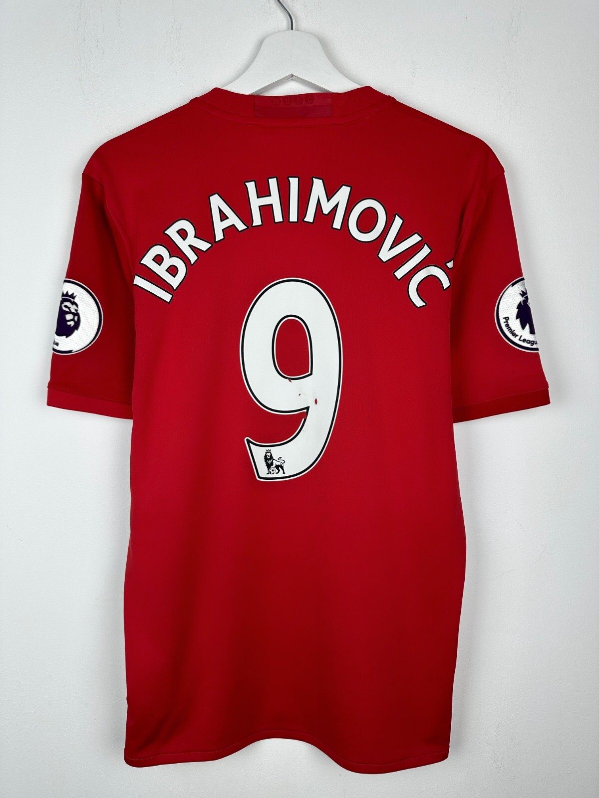 16-17Manchester United IBRAHIMOVIĆ 9番　 M 2016/17 Manchester United Home Jersey #9 Ibrahimovic XL