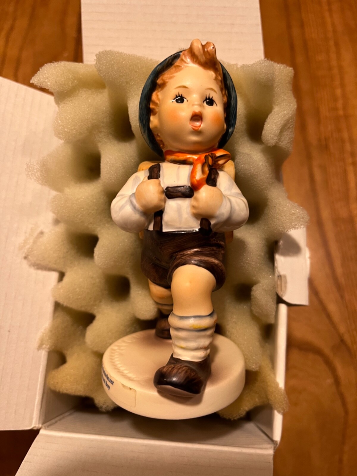 Goebel Hummel Germany Vintage Figurines School Boy #922 with