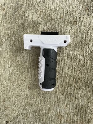 NERF N-Strike Retaliator Grip (white/grey)