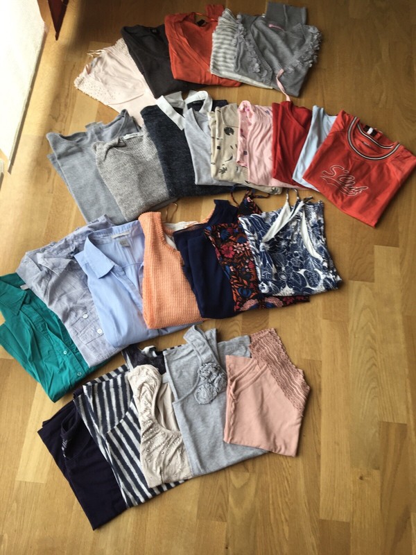 Kleiderpaket Damen Gr. S/36, Ca. 25teile