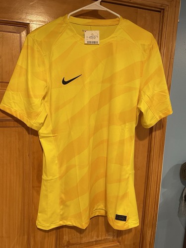 yellow nike goalkeeper jersey