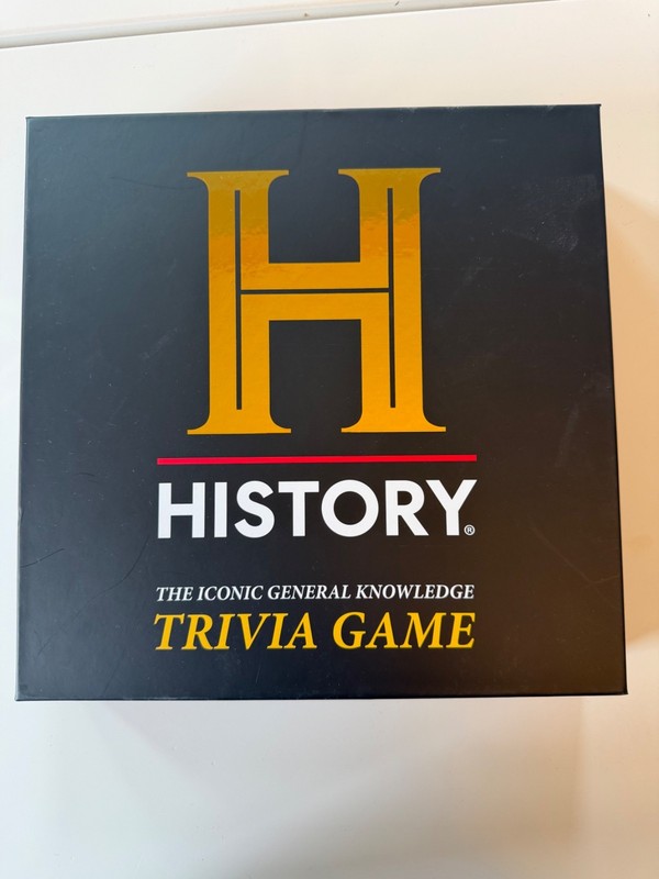 History Channel: The Iconic General Knowledge Trivia Game Dyce