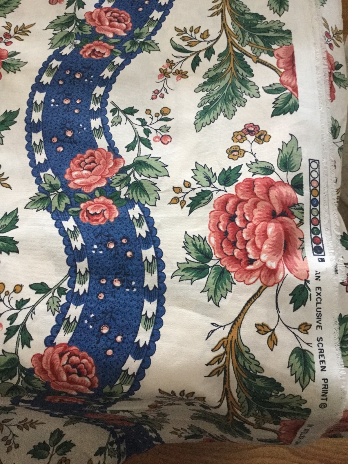 80s Vtg Atelier Originals Cotton Decor Fabric Floral red white blue green 5 yds