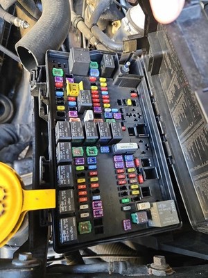 Used Engine Fuse Box fits: DODGE PICKUP 1500 15