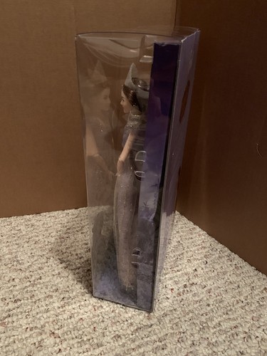 Barbie Disney Clara's Light-Up Dress  The Nutcracker and the Four Realms