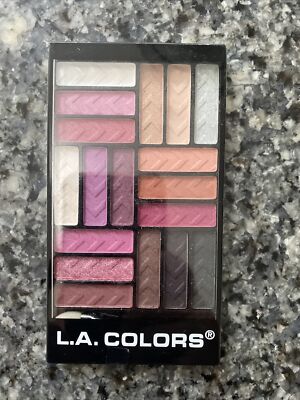 L.A. Colors 18 Color Eyeshadow Palette, Diva Glam 1 ea